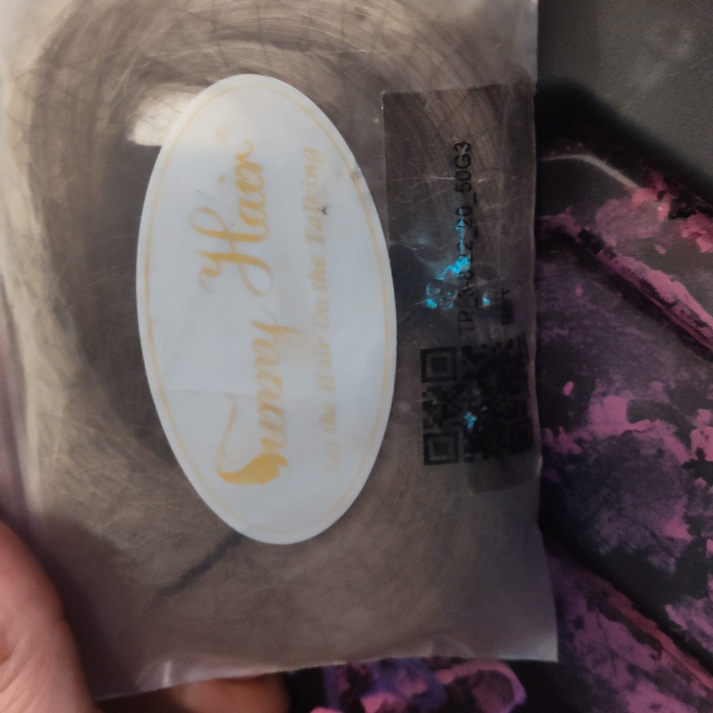 Sunny hair tape in extensions 3/8/22-20in 100gs total 2 50gs all brand new